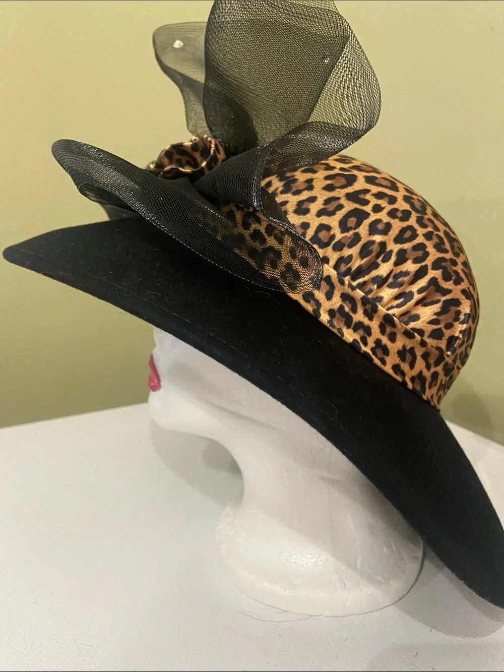 Really Cute Dress Hat / Church Hat